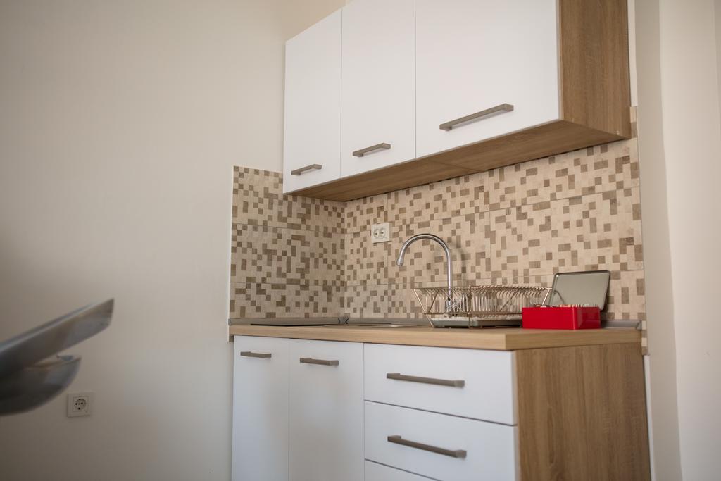 Apartment Impression Осиек Экстерьер фото